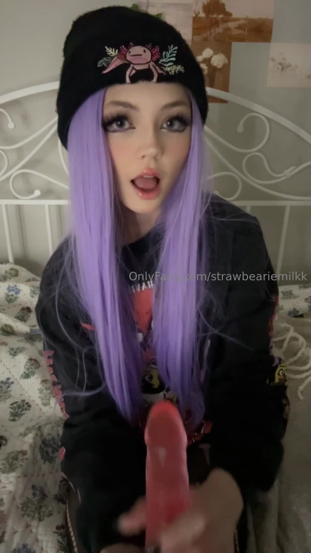 Video 598440 from Strawbeariemilkk / strawwberrymiilkk / straw_milkk / Strawbearie / mimibear