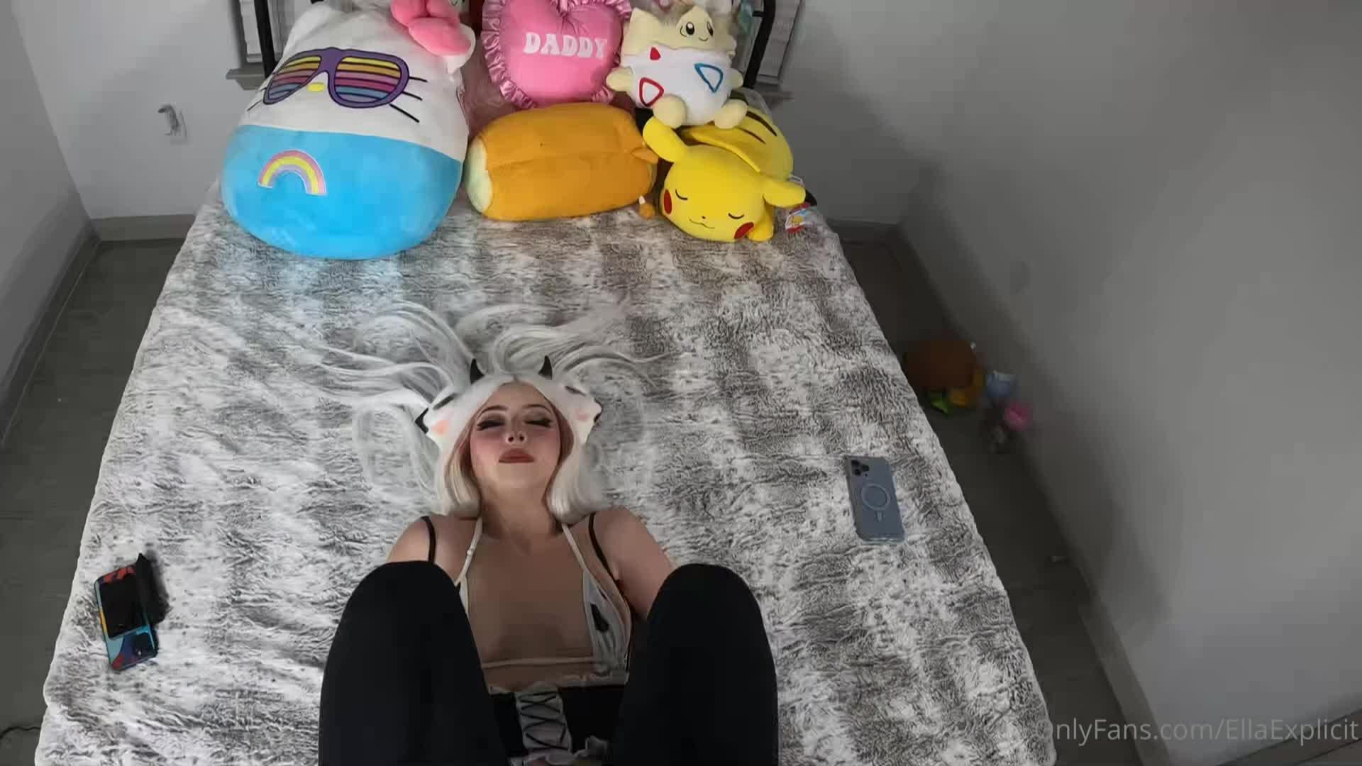 Video 598766 from Ella Explicit - Ellapaisley - Ella Paisley - PoisnPeach