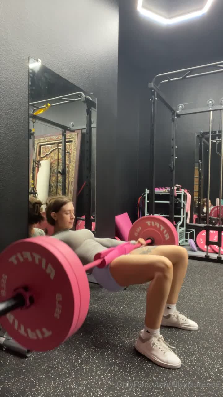 Video 600162 from Elise Laurenne - Ellie