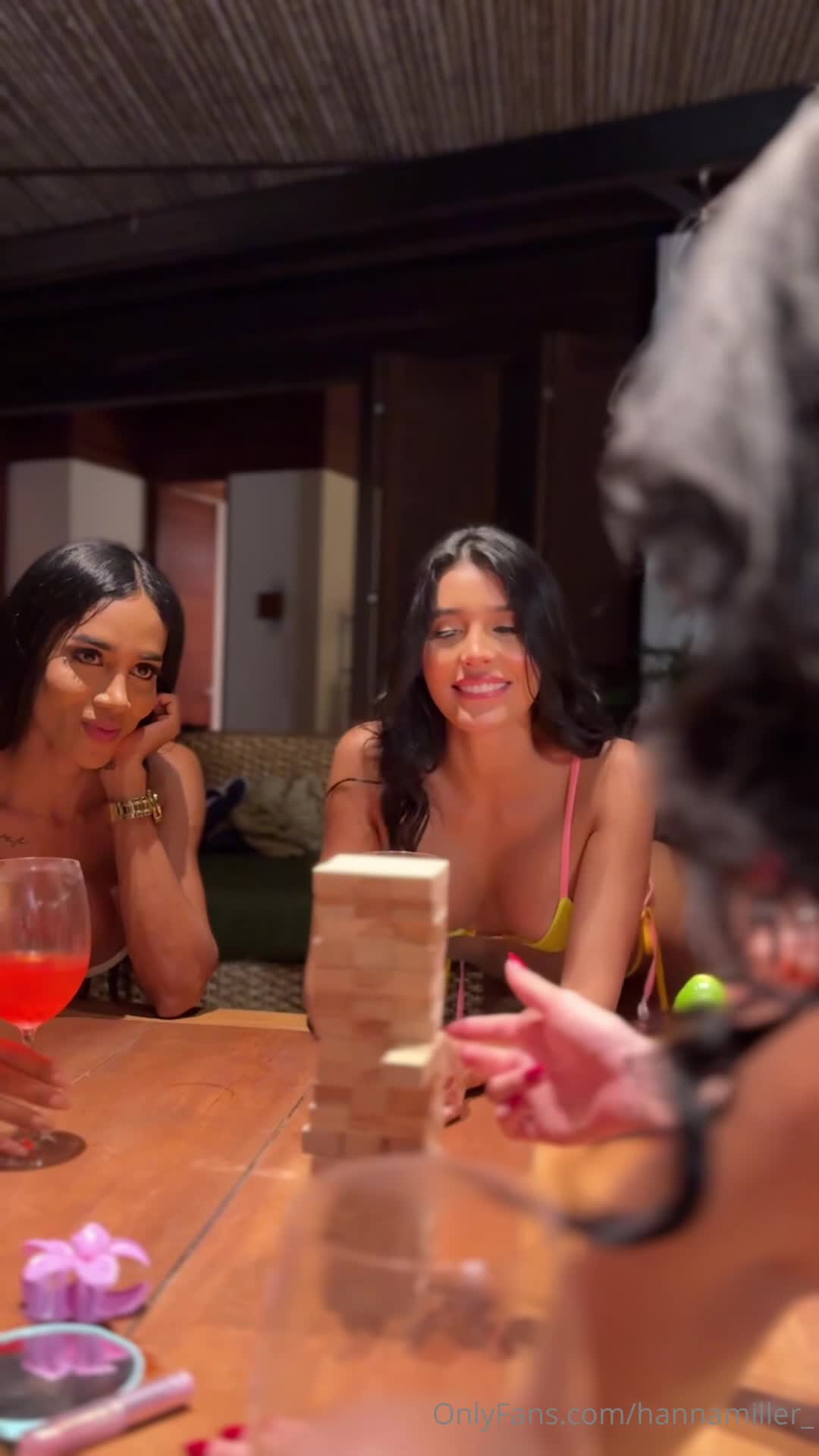 Video 601787 from Sara Calixto / saracalixto / mariewana / Petitemarie / Coralinne