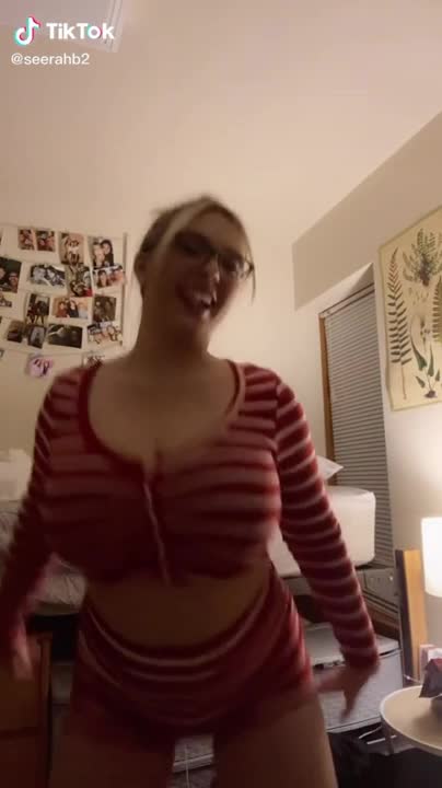 Video 610242 from seerahb2/sierra_bellingar/sierralorae