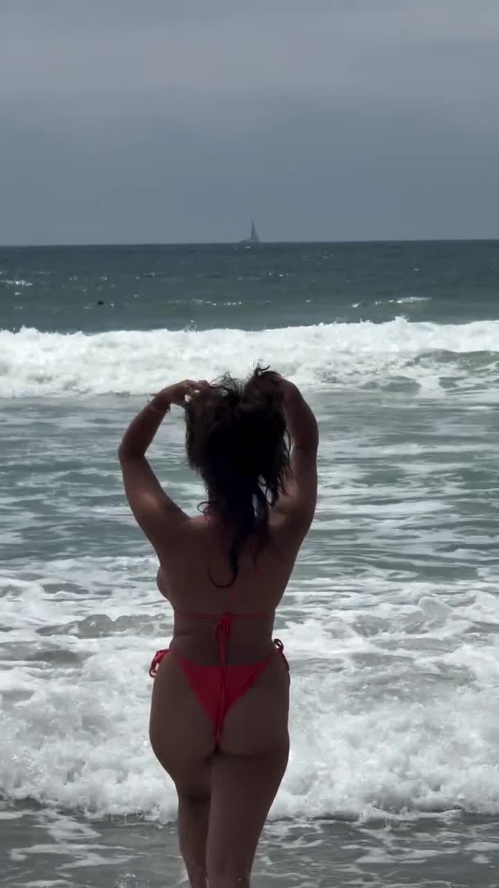 Video 610461 from Sarah Curr (@sarahcurr)