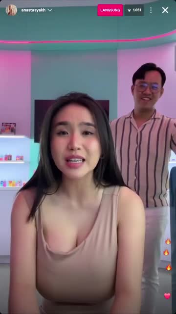 Video 610487 from Anastasya Khosasih