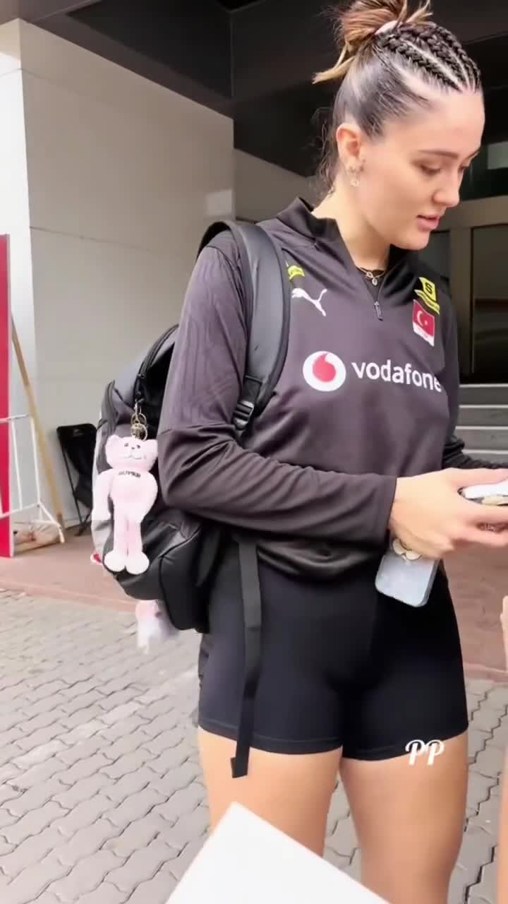 Video 610726 from Zehra Güneş