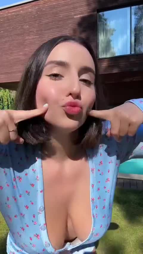 Video 610897 from monamity / monanimity / archlyconsider / enjoysuzanna