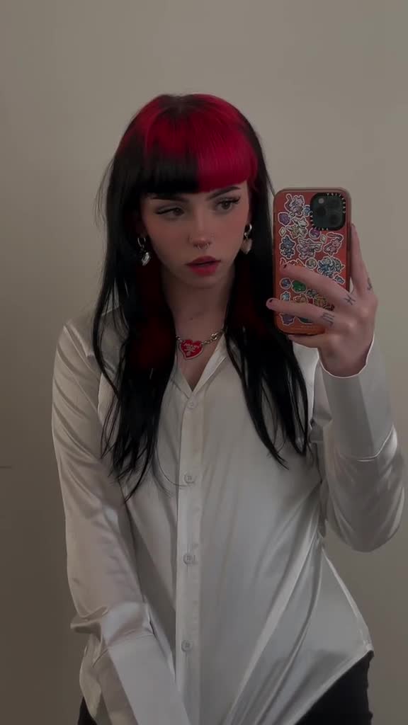 Video 611454 from Emma Langevin