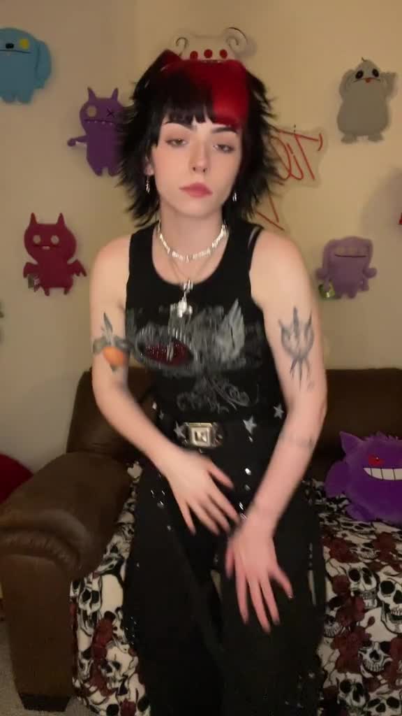 Video 611457 from Emma Langevin