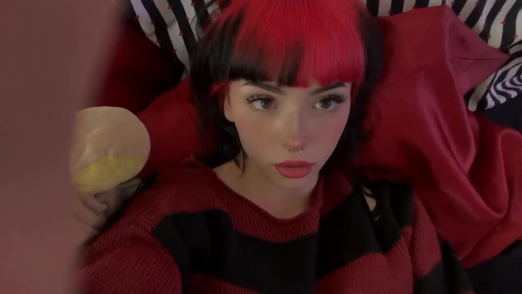 Video 611461 from Emma Langevin