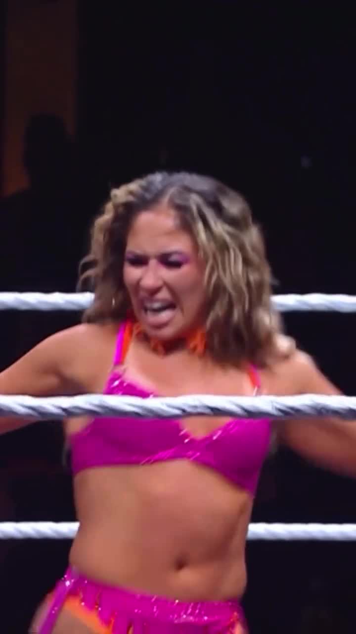 Video 611645 from Valerie Loureda | Lola Vice