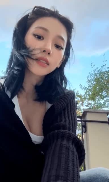 Video 611674 from Karina (æspa / aespa)