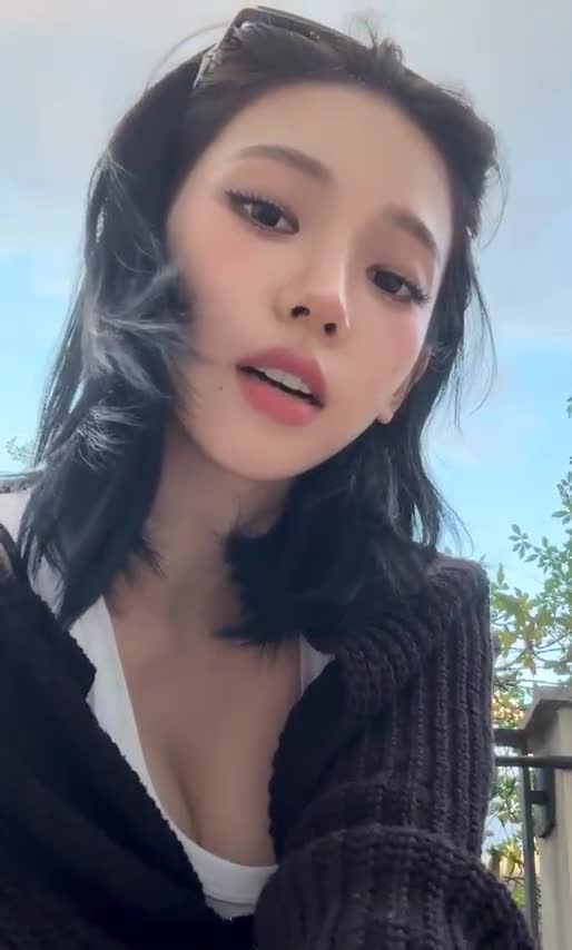 Video 611675 from Karina (æspa / aespa)