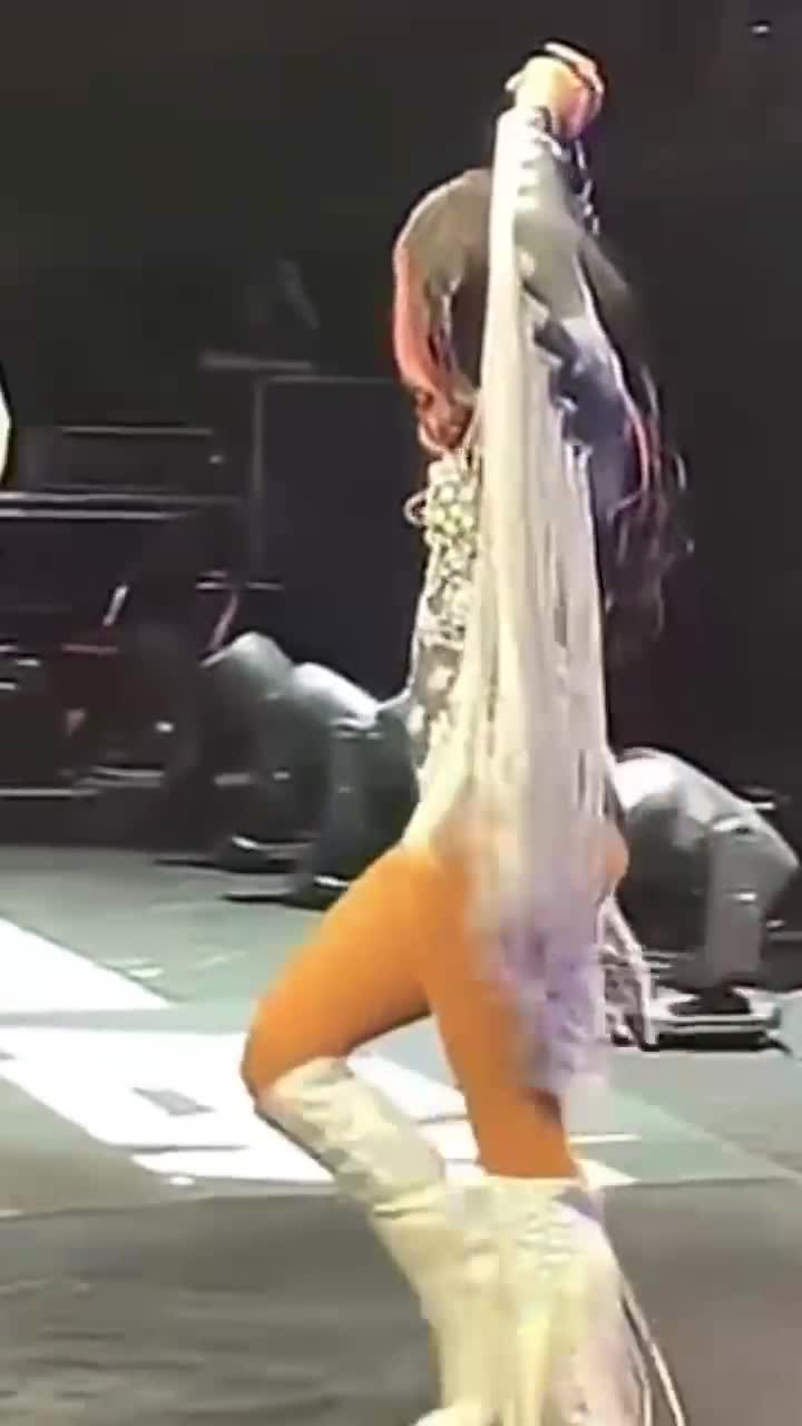 Video 611715 from WWE Sasha Banks | Mercedes Moné