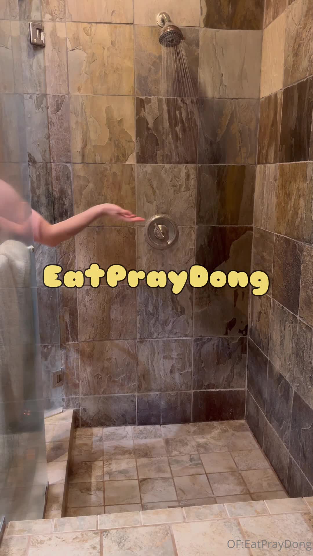 Video 612800 from Eat Pray Dong / EPDTravels
