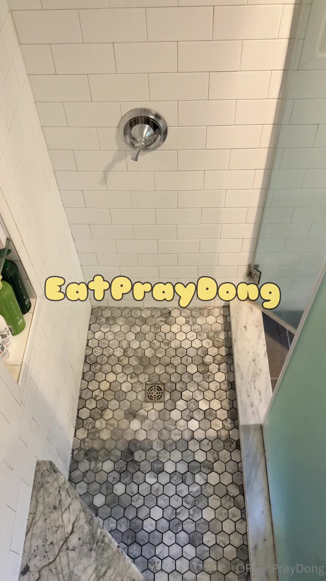 Video 612837 from Eat Pray Dong / EPDTravels