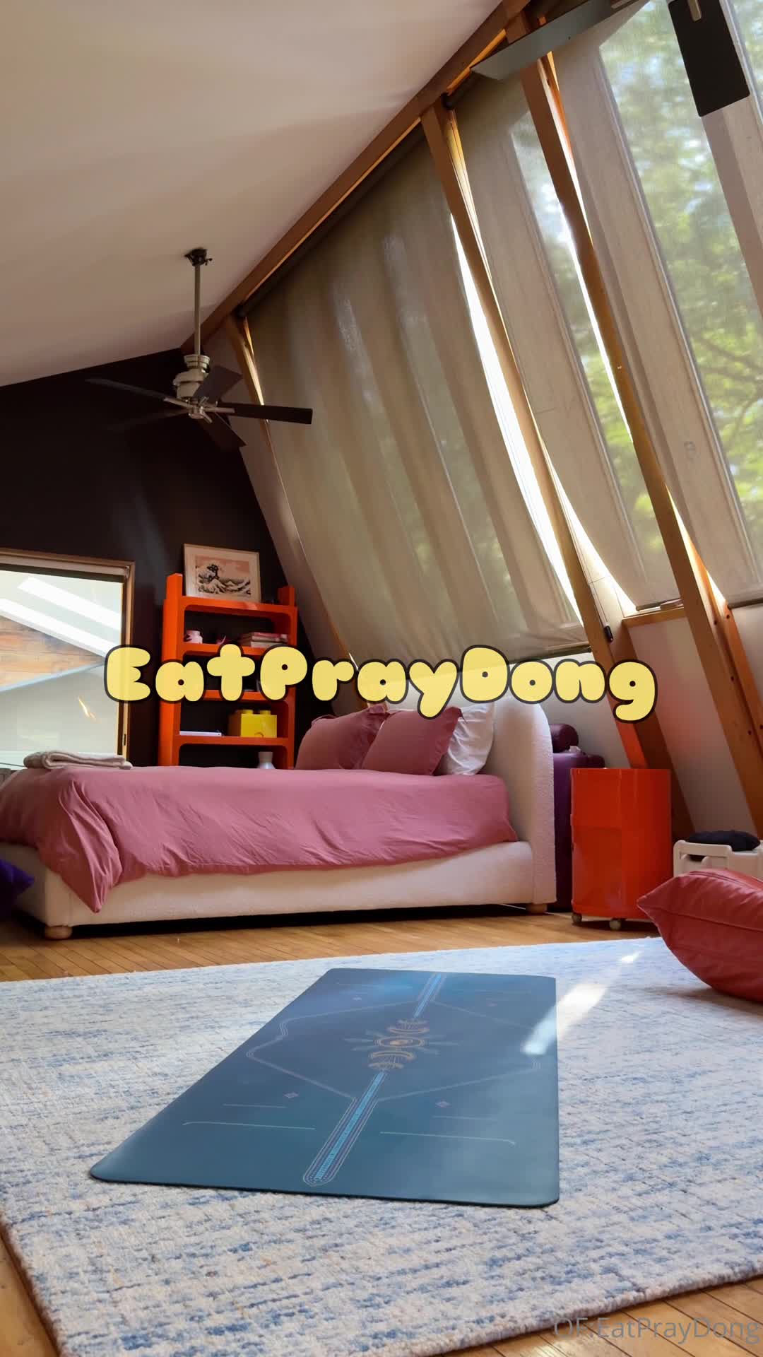 Video 612849 from Eat Pray Dong / EPDTravels