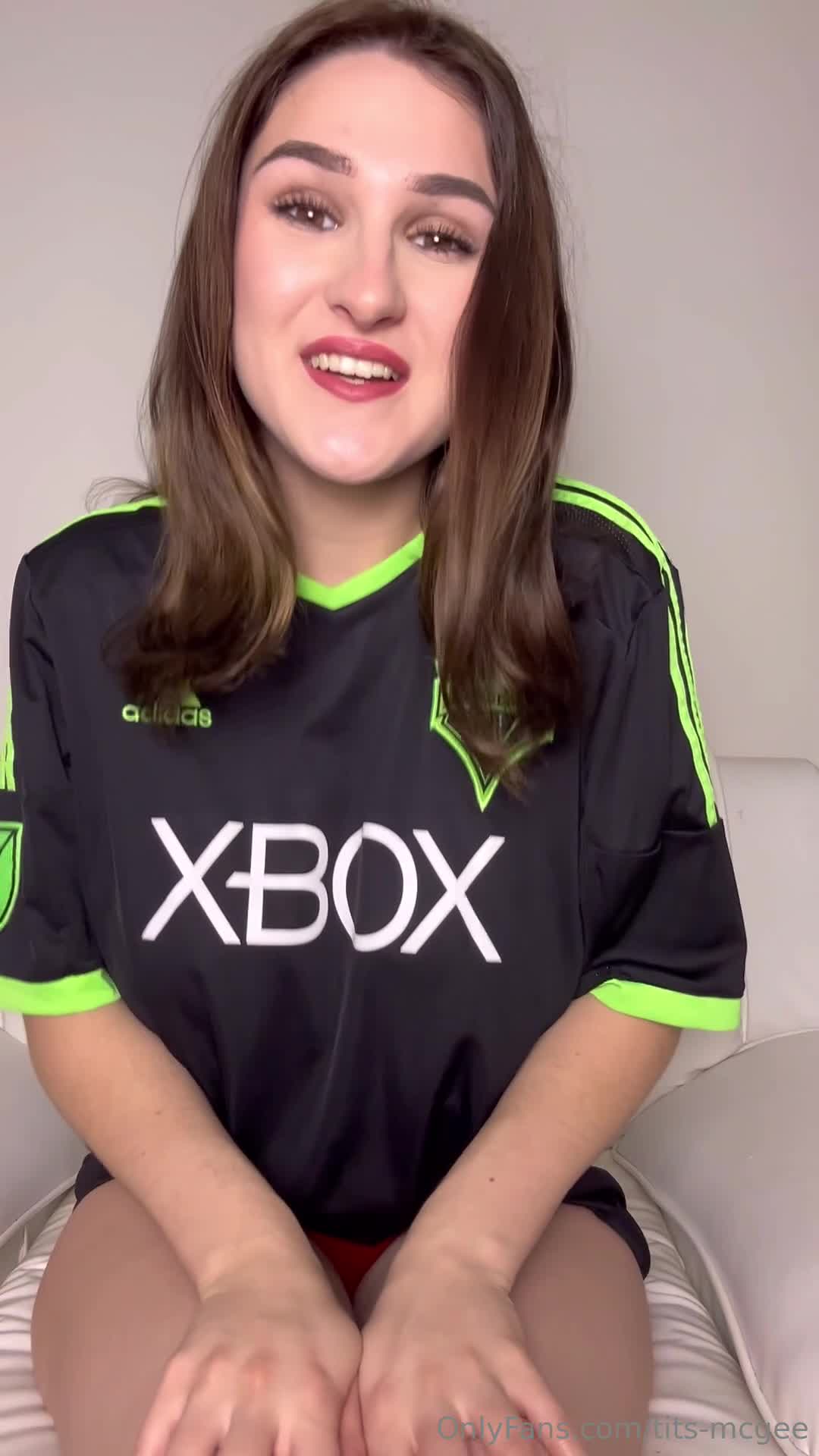 Video 614068 from Anna Curvy / thegorillagrip