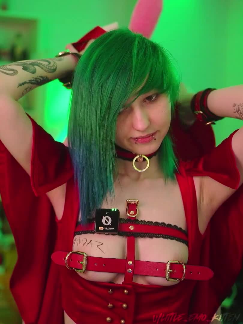 Video 614646 from little_emo_kitten