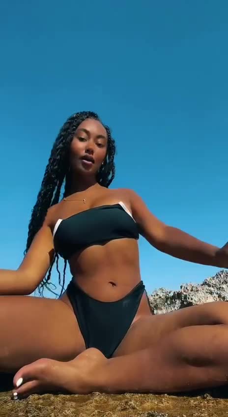 Video 614982 from llleasy/elizabeth anorue