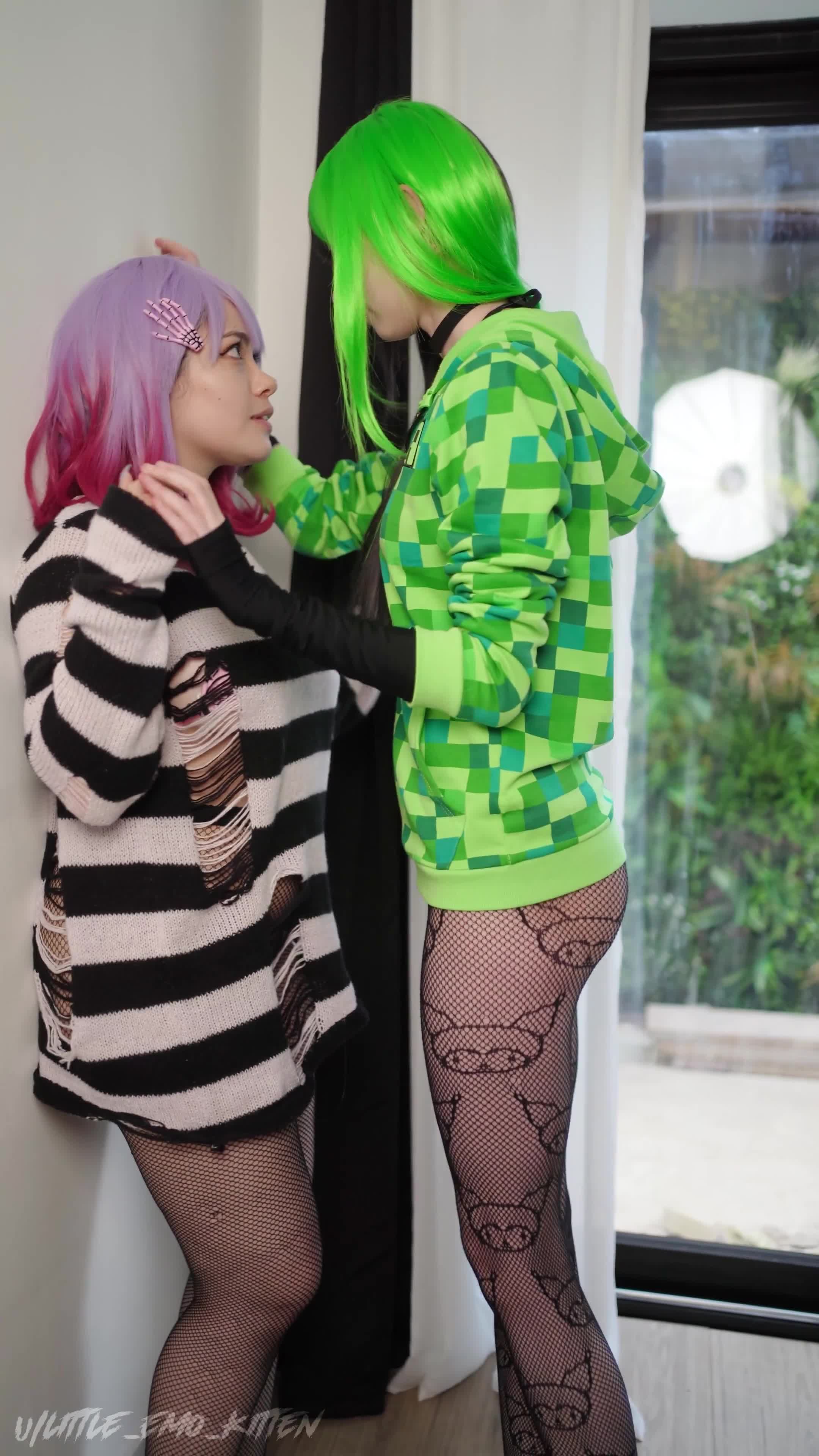 Video 615052 from little_emo_kitten