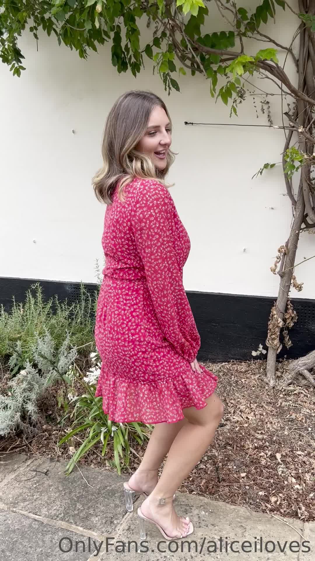 Video 617792 from @aliceiloves Alice I aliceilovesvip