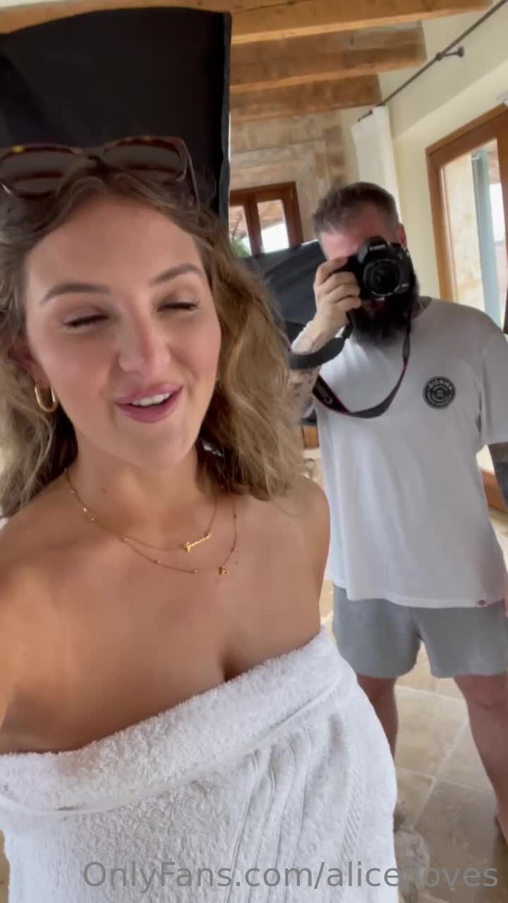 Video 617794 from @aliceiloves Alice I aliceilovesvip
