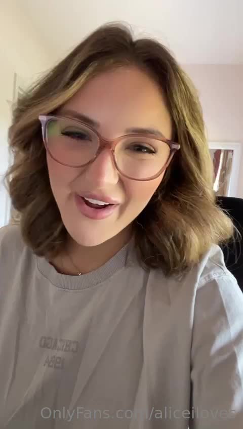 Video 617798 from @aliceiloves Alice I aliceilovesvip