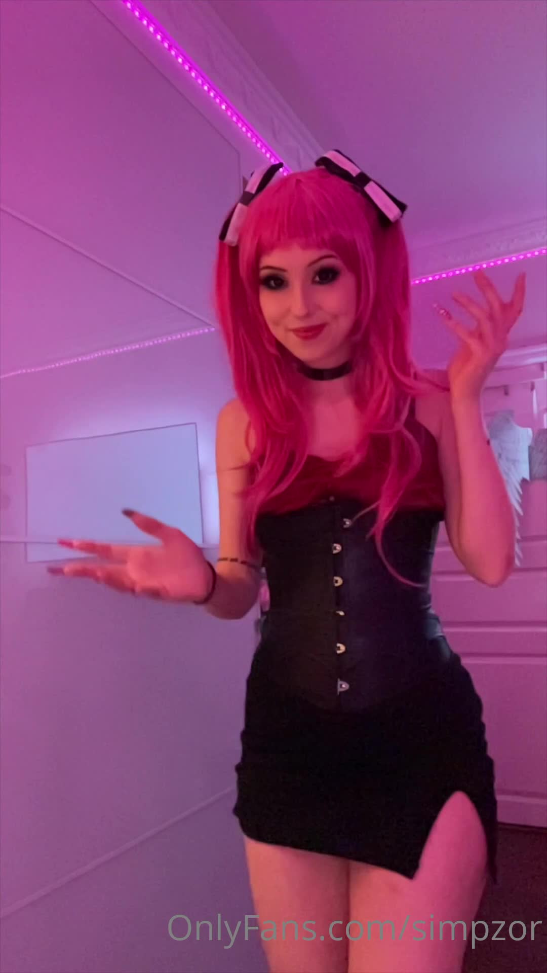 Video 618307 from Linzor - Simpzor