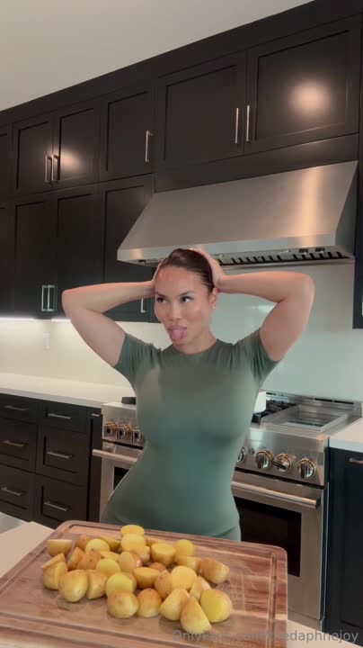 Video 620036 from DaphneJoy