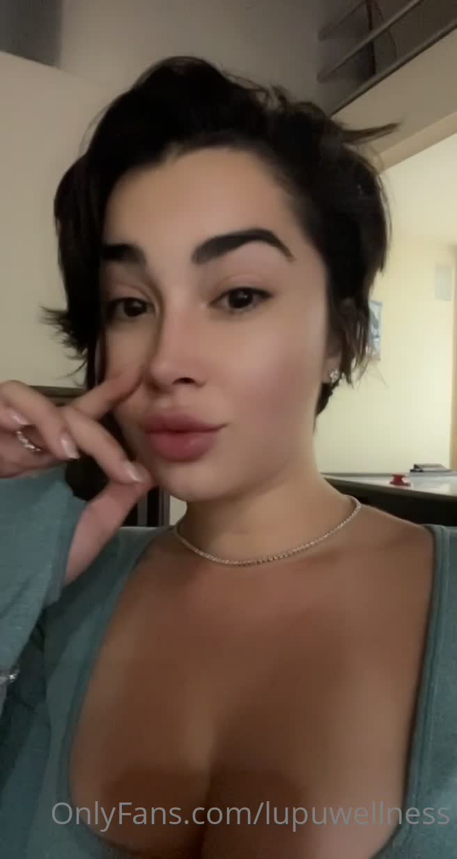 Video 621854 from Liz | Lupuwellness