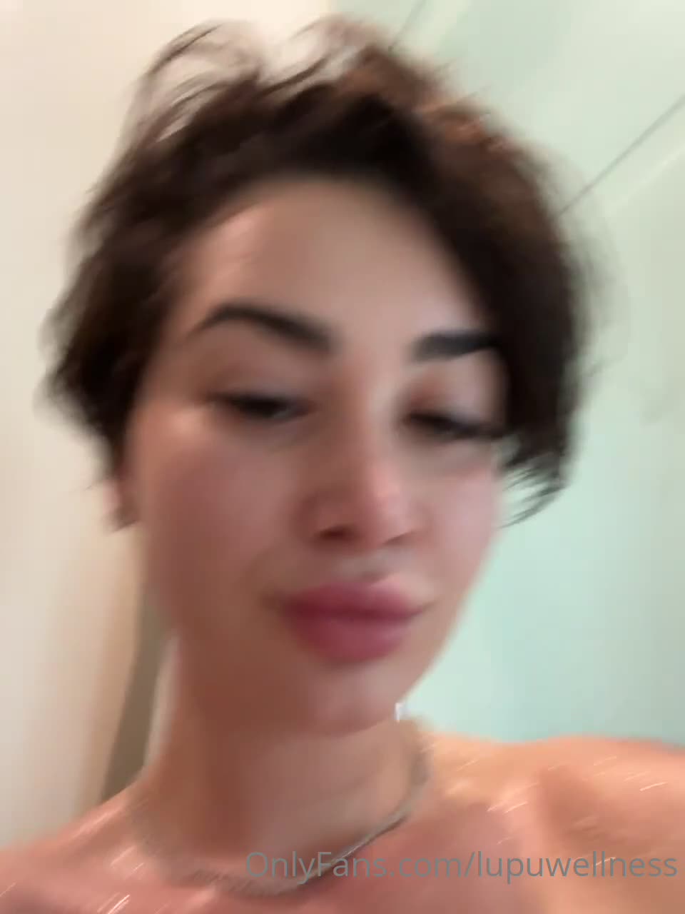 Video 622451 from Liz | Lupuwellness