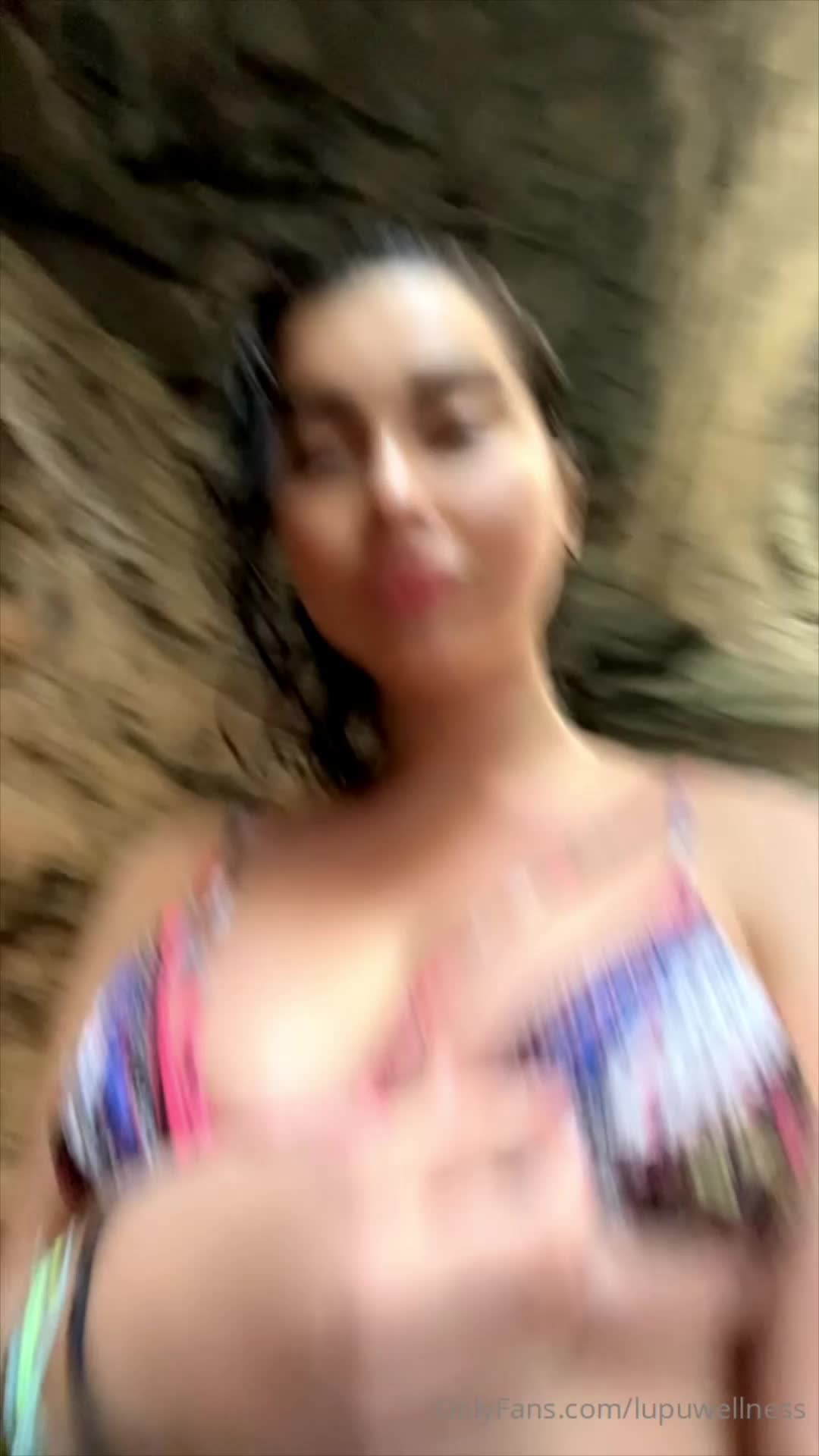 Video 622596 from Liz | Lupuwellness