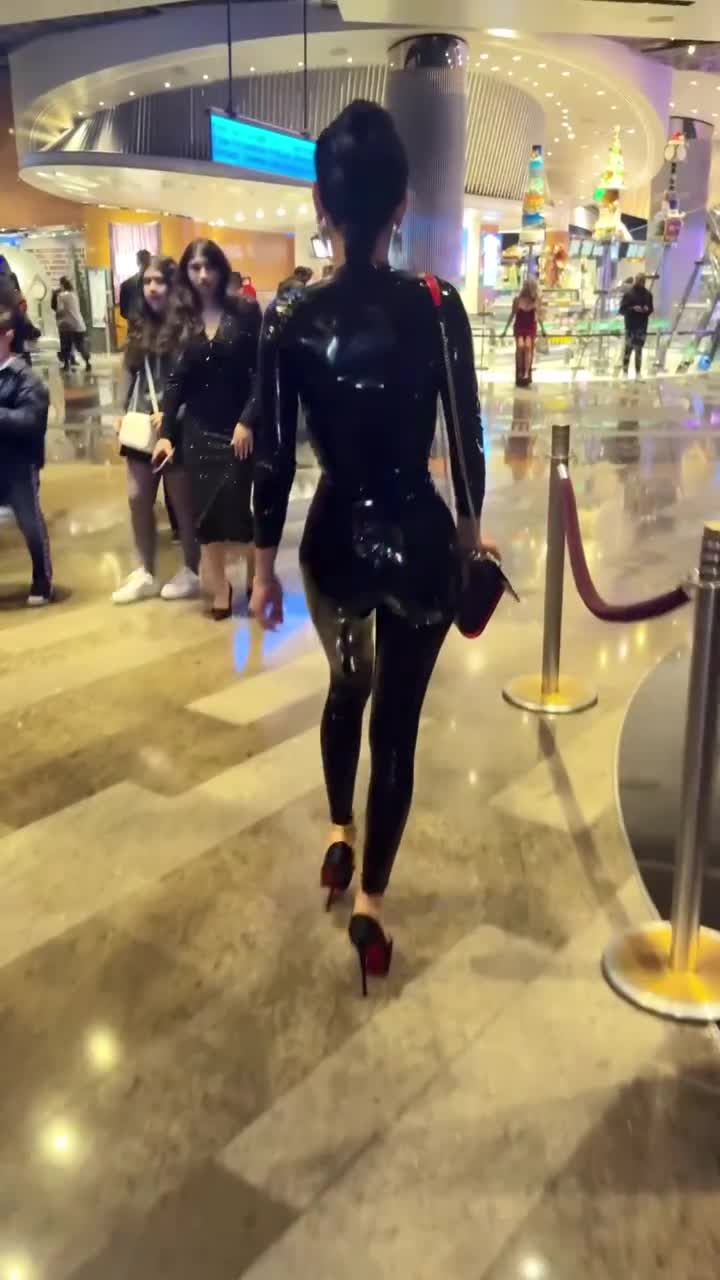 Video 622711 from Evil Woman / Evilwoman