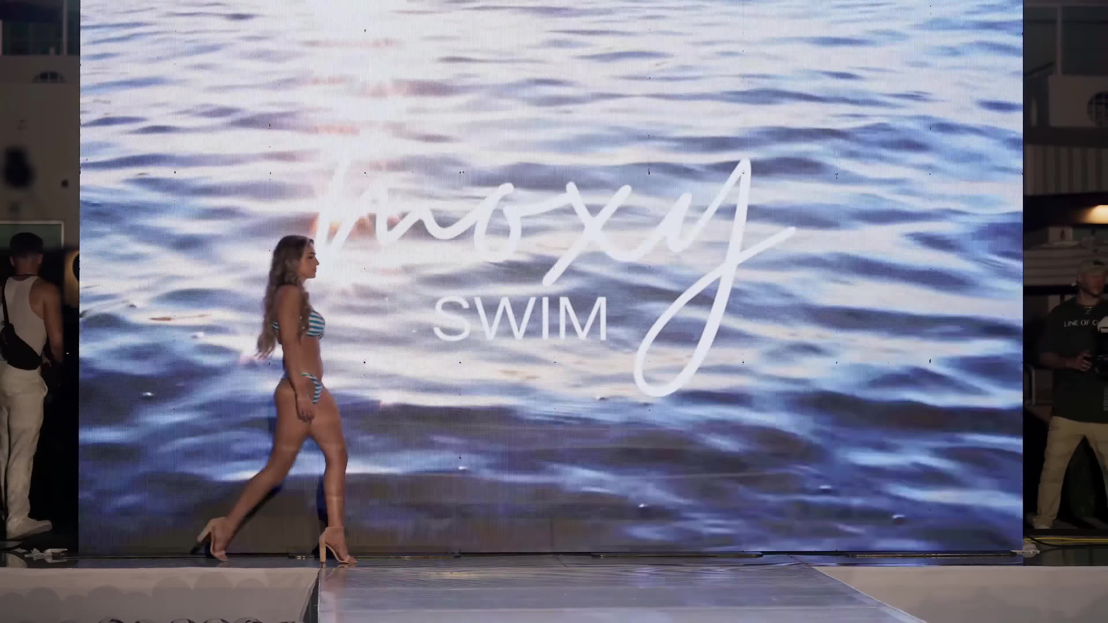 Video 624344 from Monika Mancini