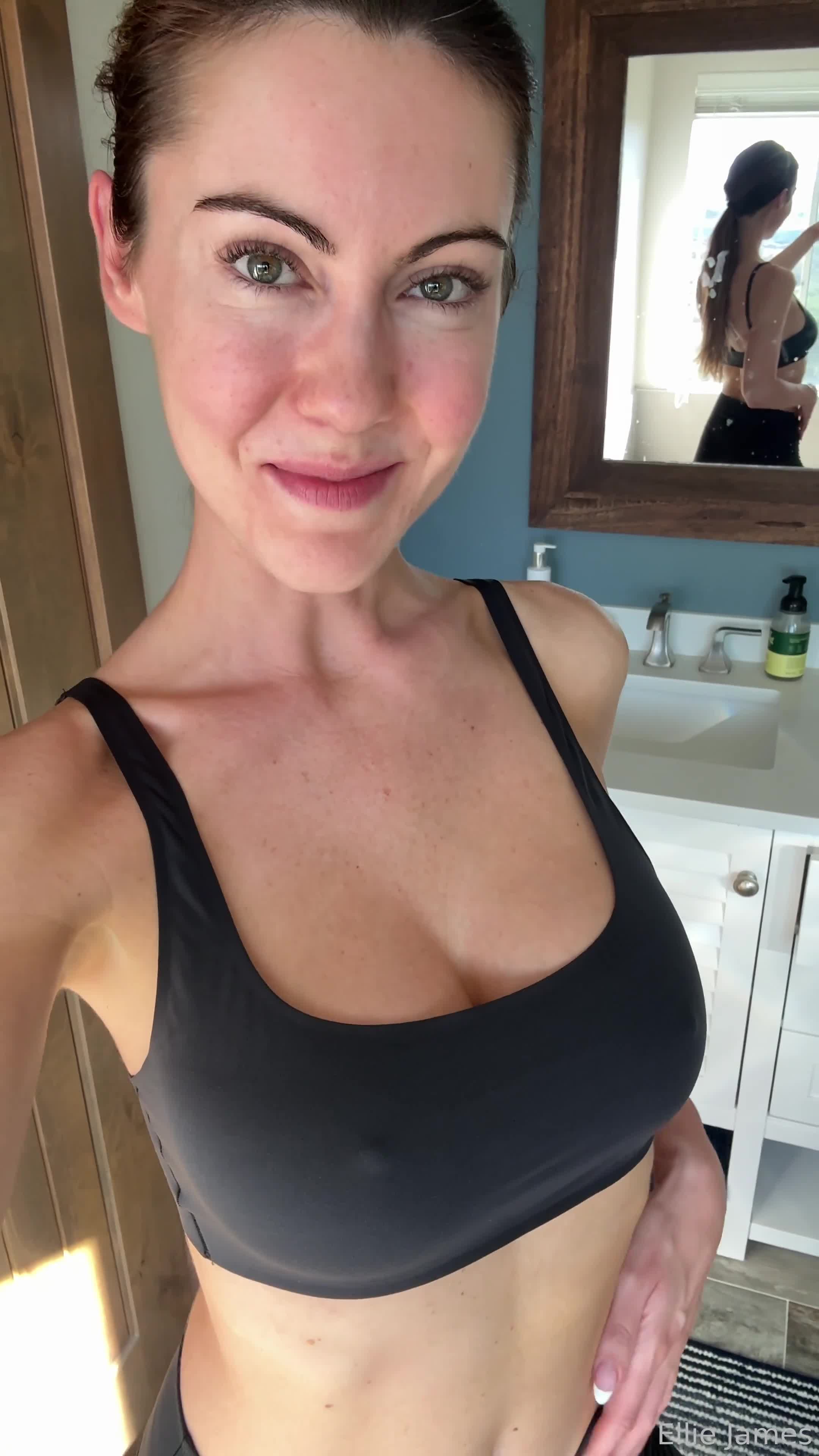 Video 625206 from Lady In The Streets / elliejames