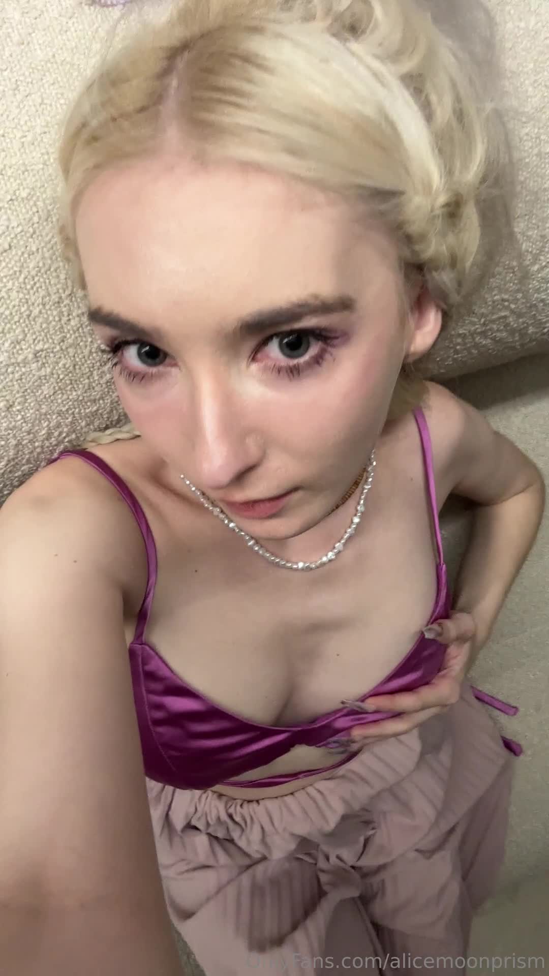 Video 625353 from alicemoonvip / ShamelessDaybreak