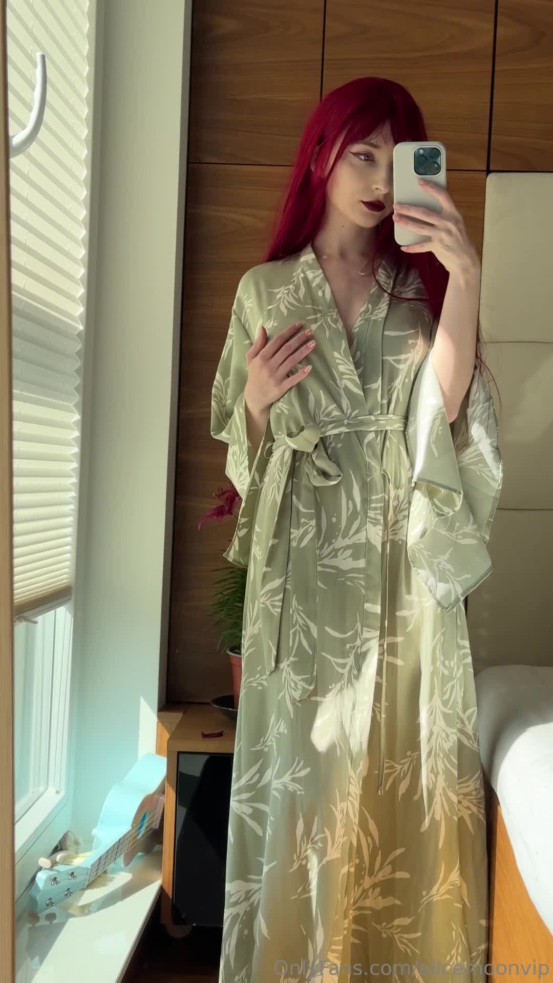 Video 625807 from alicemoonvip / ShamelessDaybreak