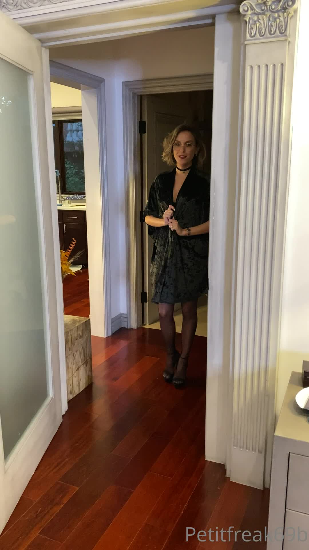 Video 627384 from Petitfreak69b