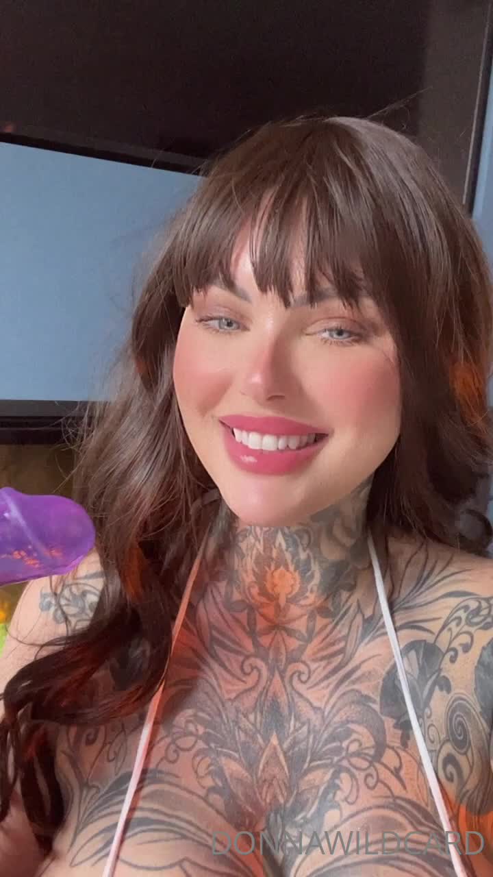 Video 628665 from Donna Wildcard