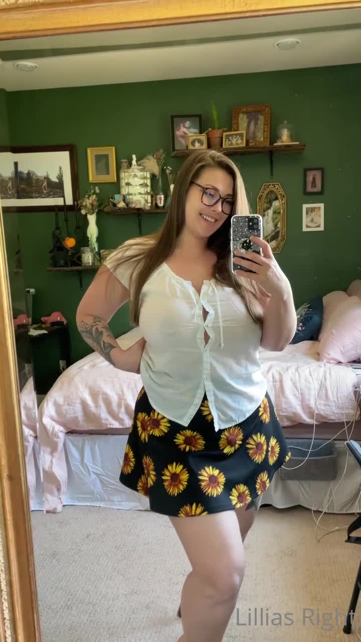 Video 630363 from Lillias Right