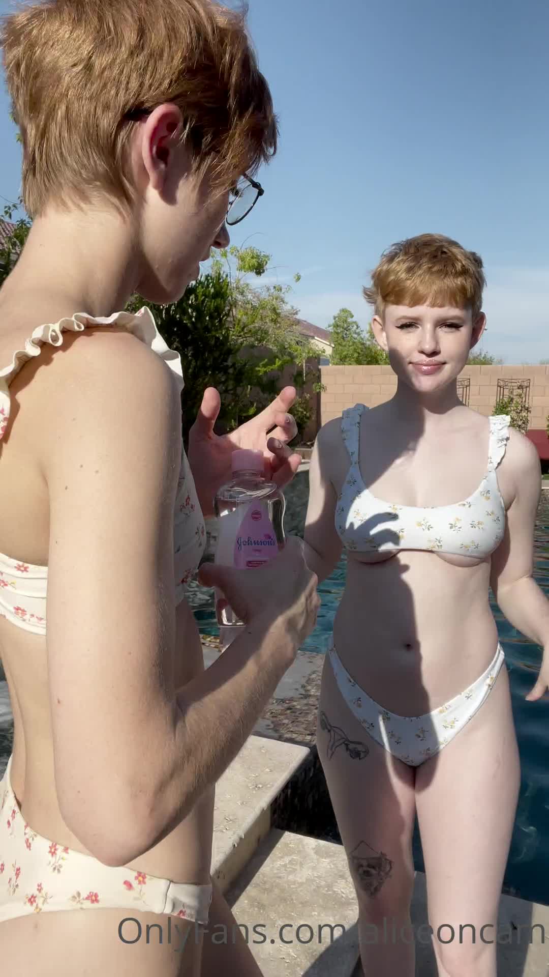 Video 631956 from Alice White / AliceOnCam