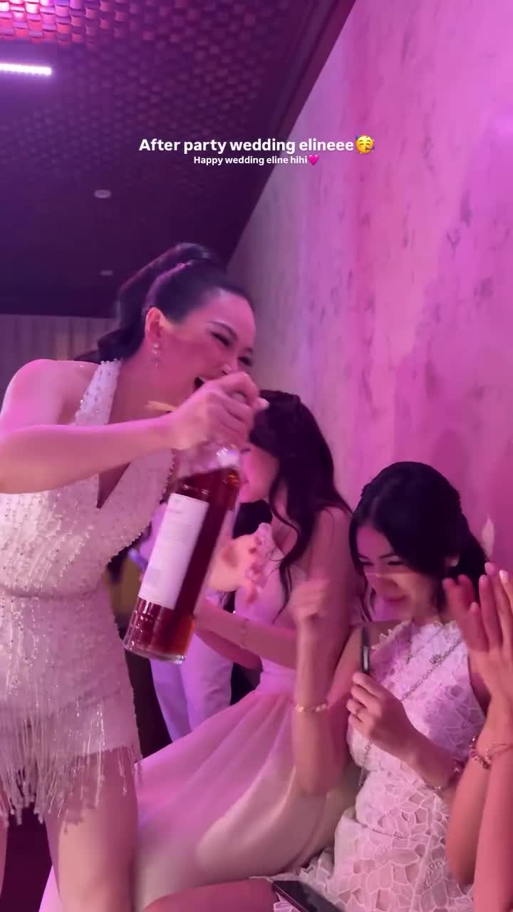 Video 637967 from Anastasya Khosasih