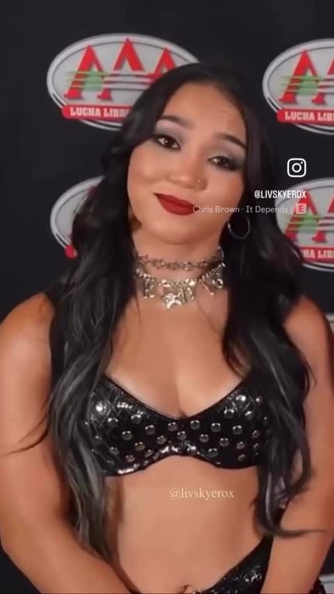 Video 638651 from Roxanne Perez/Rok-C - WWE NXT