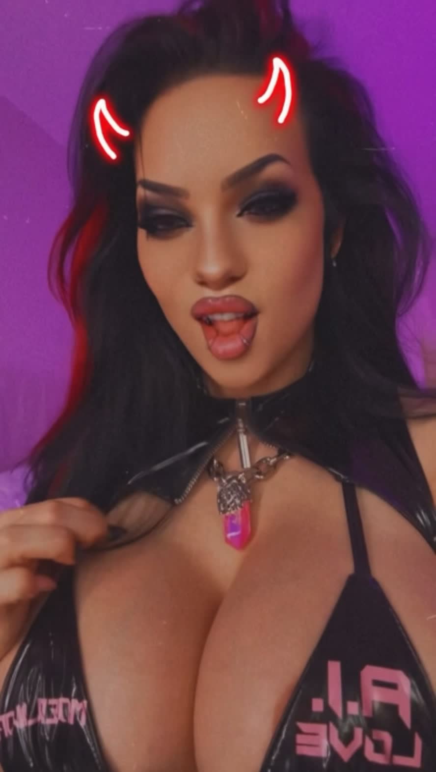 Video 640106 from Starfucked