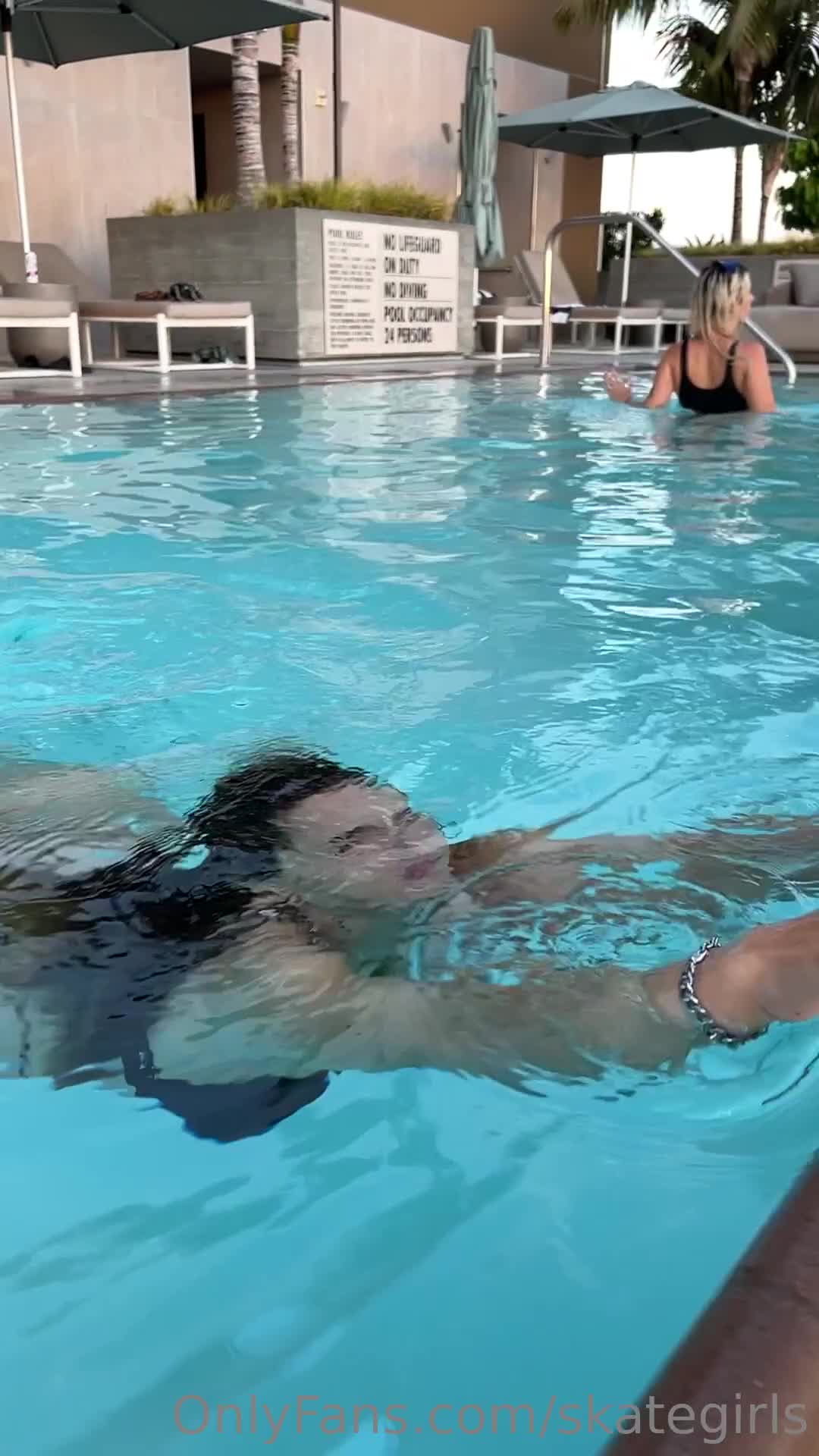 Video 642250 from Aubrea Jojola / aubrea123