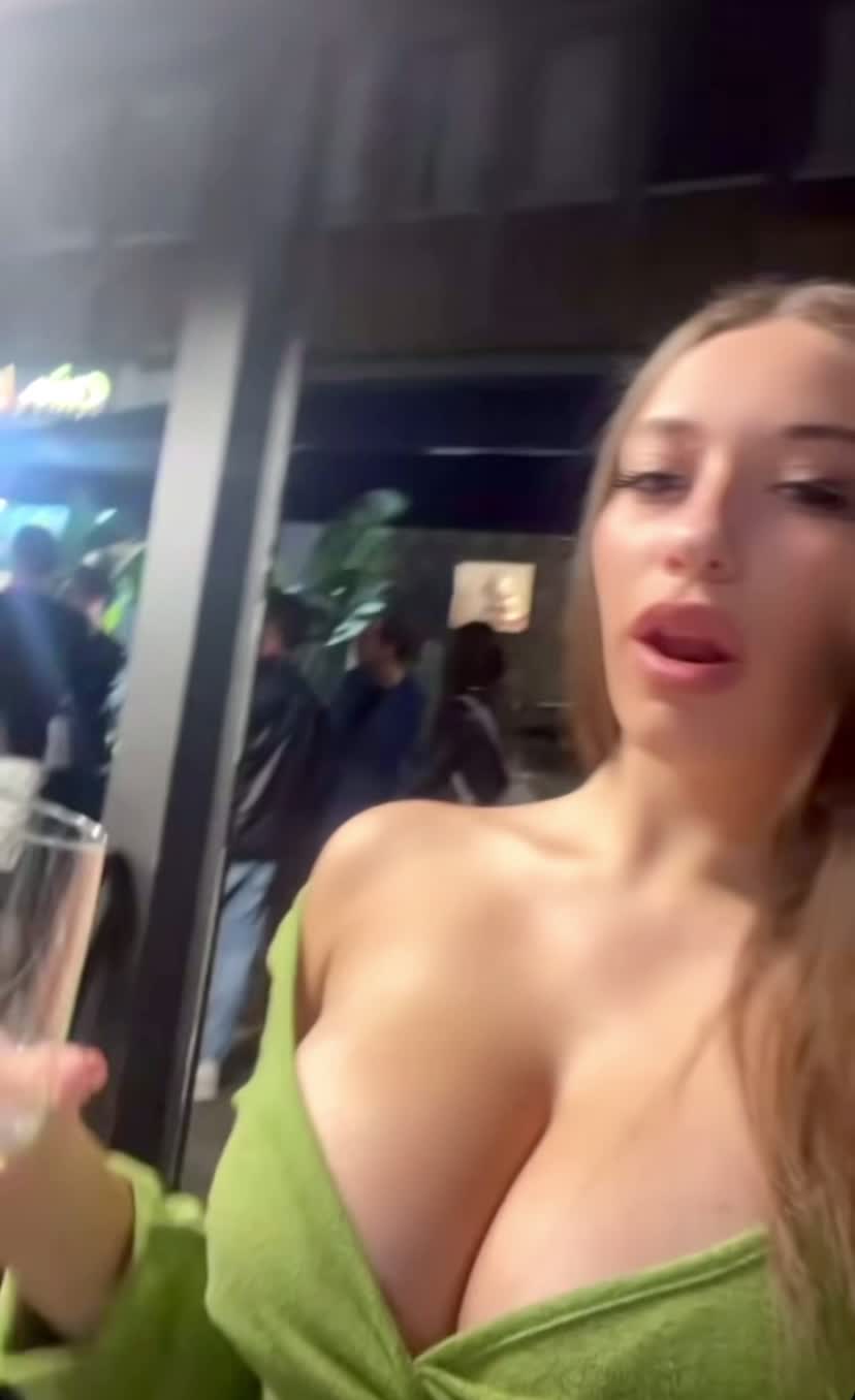 Video 642724 from _flaviasemm