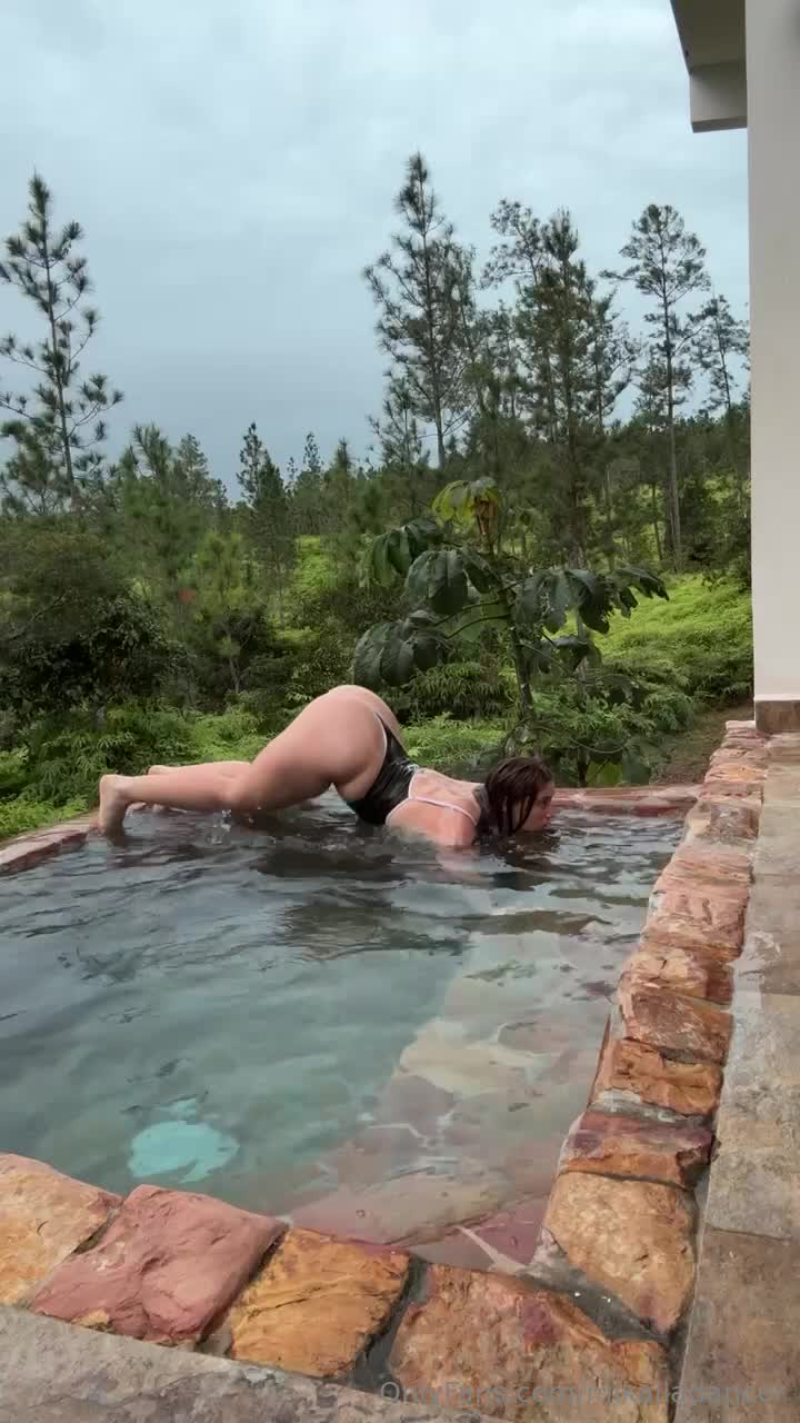 Video 642971 from mikailadancer