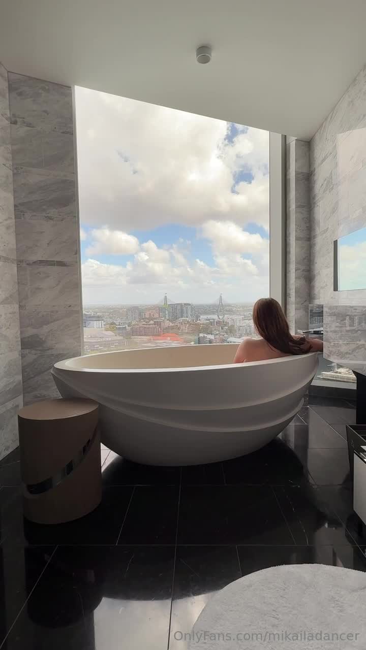 Video 642987 from mikailadancer