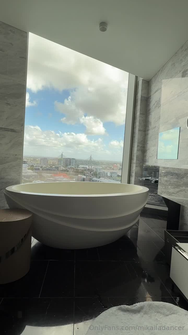 Video 642994 from mikailadancer