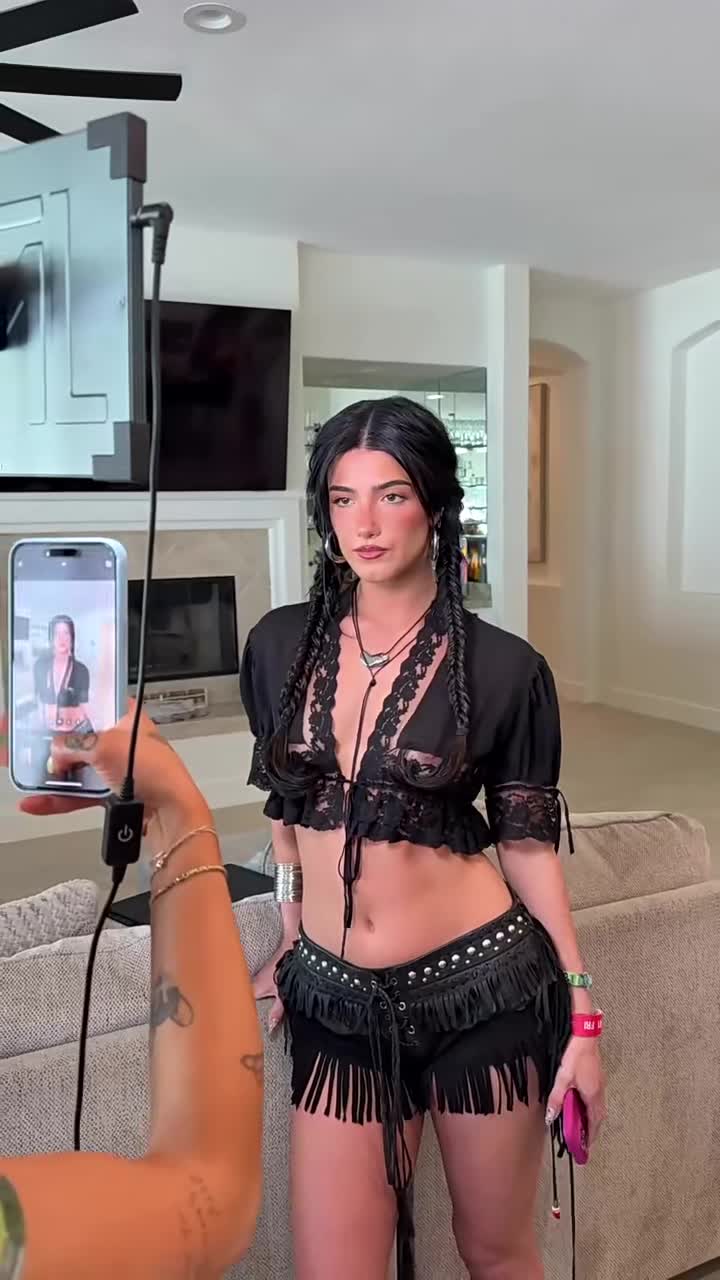 Video 271166 from Charli D&#039;Amelio / Charli Damelio