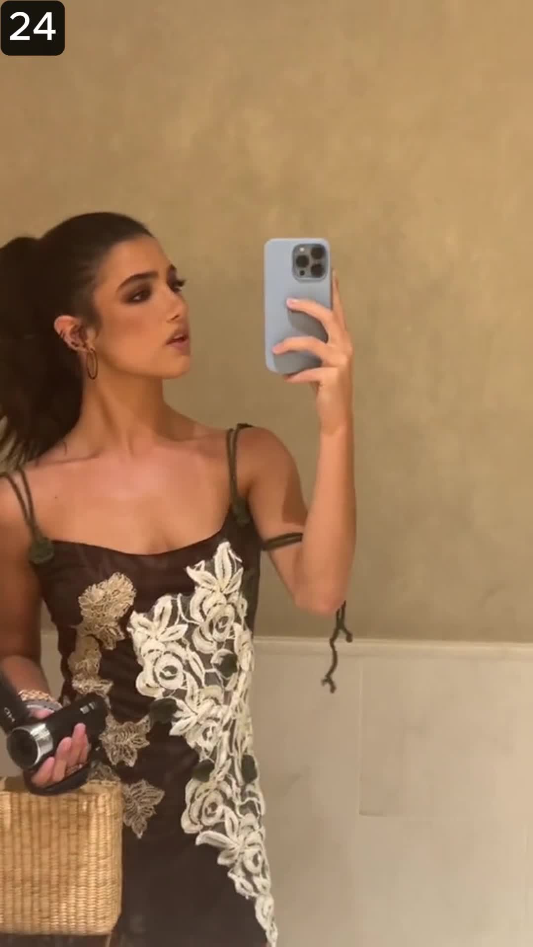 Video 271194 from Charli D&#039;Amelio / Charli Damelio